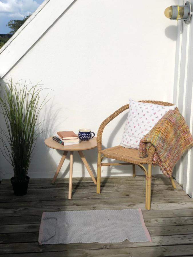 Dejligt Vaerelse Med Eget Bad Og Havudsigt Apartamento Assens Exterior foto